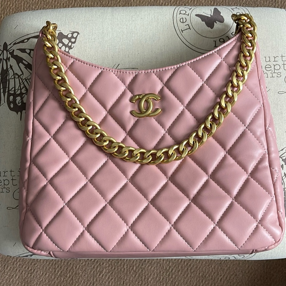 kick around bag I purchased at purse party